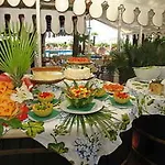 Agora Park 3*