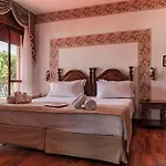 Agora Park 3*