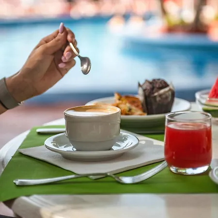 Otel Agora Park 3*