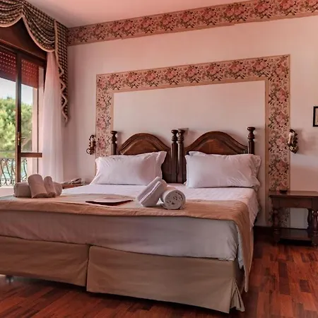 Agora Park 3*