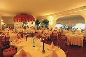 Agora Park Otel 3*
